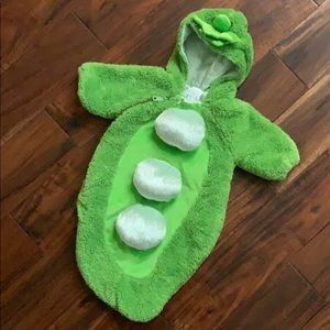 Sweet Pea, Pea Pod costume 6-9m